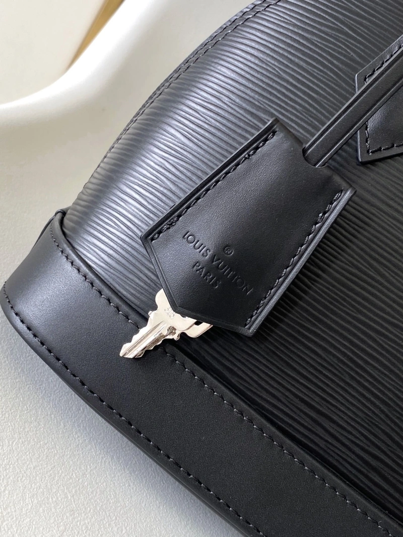Refined LX Top Handle Bags 19137