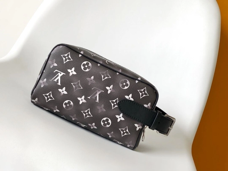DailyWear LX Cosmetic Bags 19540