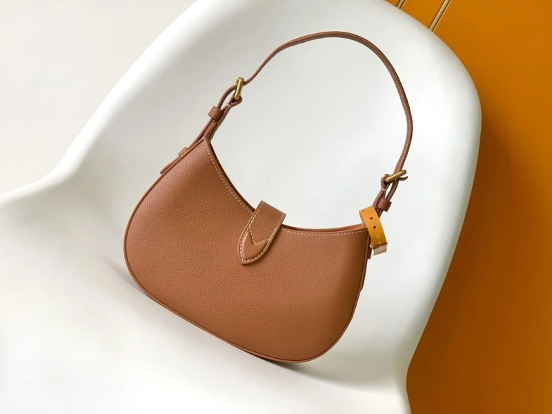 Versatile LX Top Handle Bags 19118