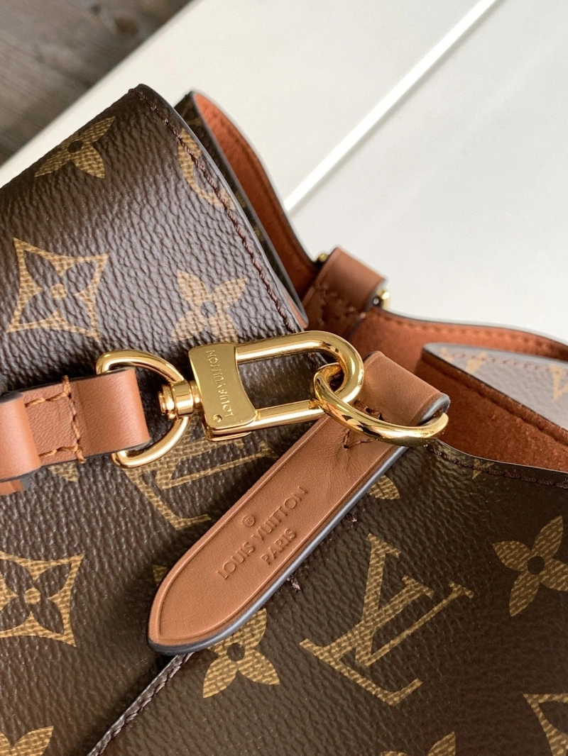 Affordable LX Bucket Bags 19598