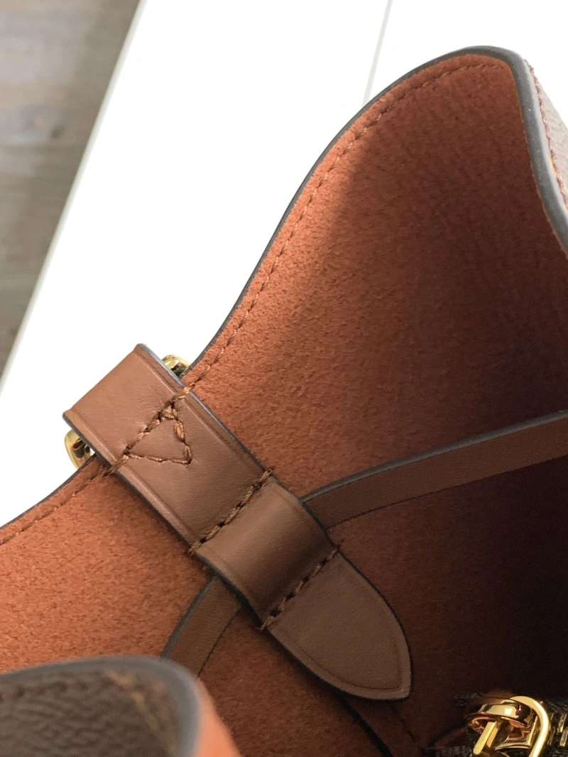 Affordable LX Bucket Bags 19598