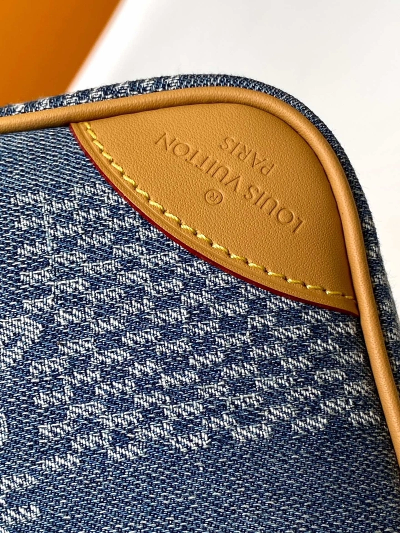 DailyWear LX Box Bags 19638