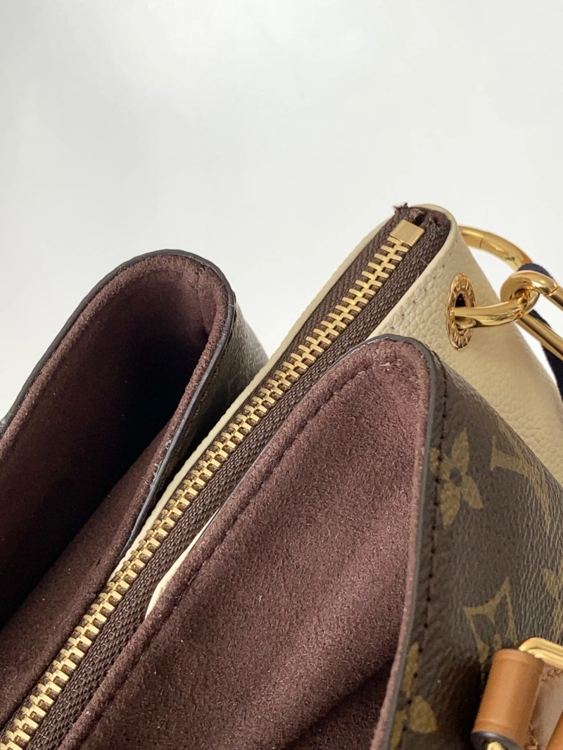 GoAnywhere LX Top Handle Bags 19114