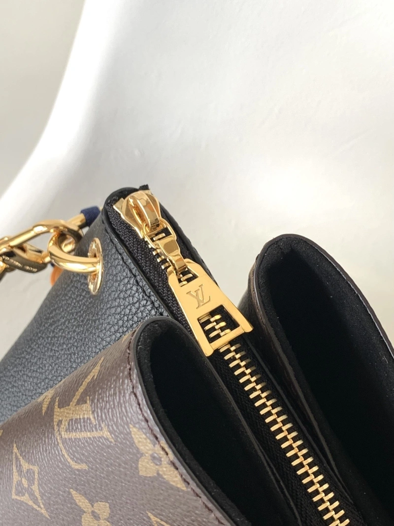 LX Top Handle Bags HighQuality 19115
