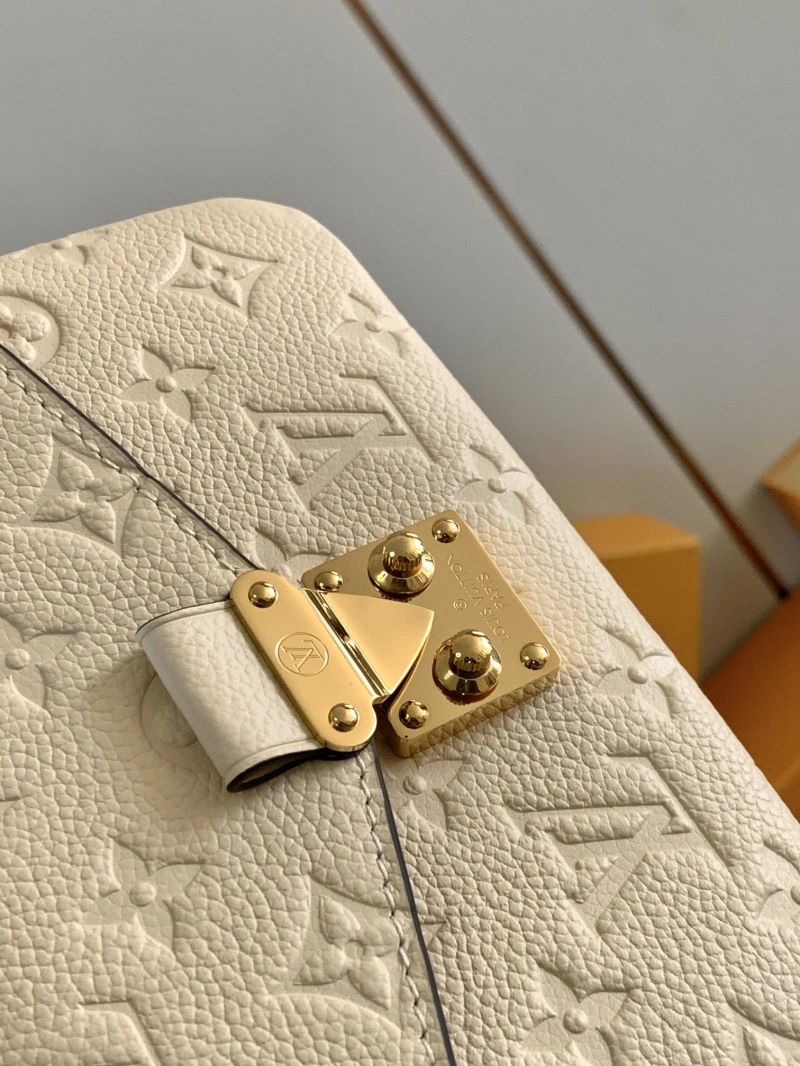 LX Satchel bags SportInspired 19340
