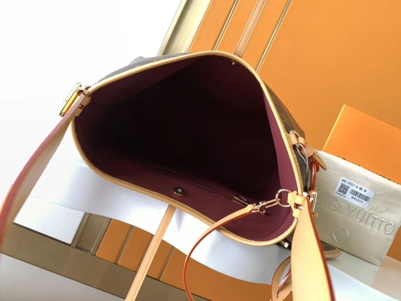 Refined LX Top Handle Bags 19101