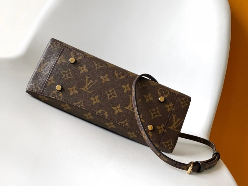 LX Top Handle Bags Soft 19099