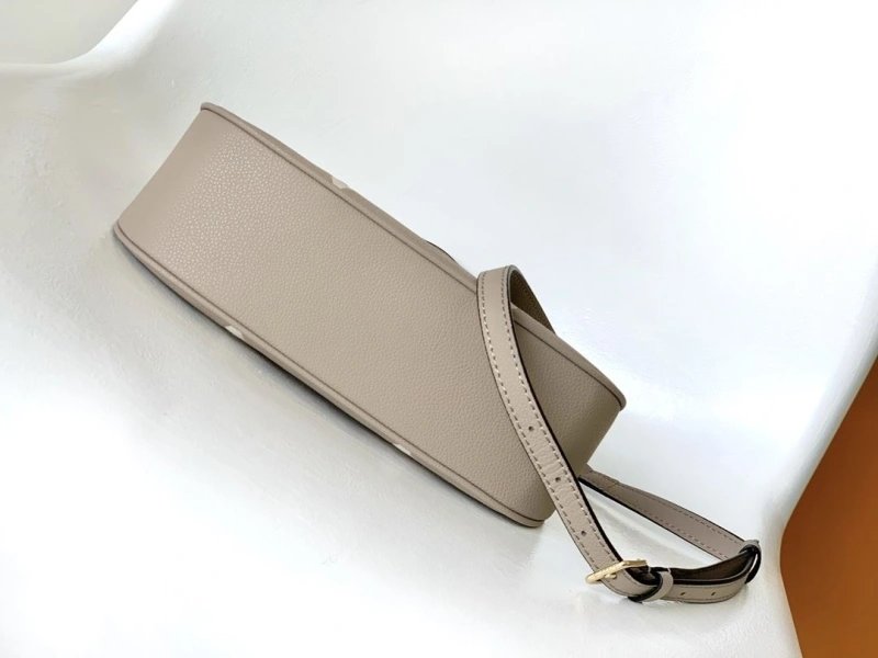 LX Satchel bags Popular 19323