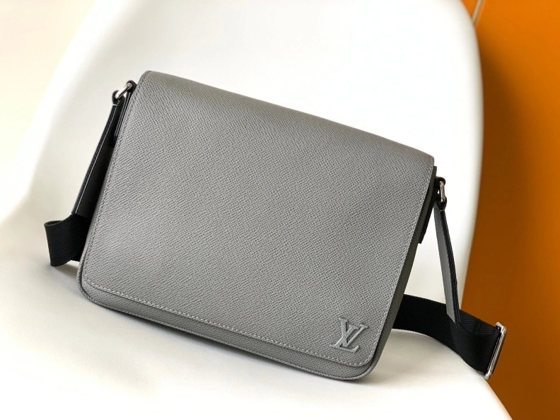 LX Satchel Bags Resilient 7348