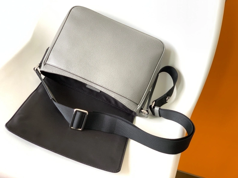 LX Satchel Bags Resilient 7348