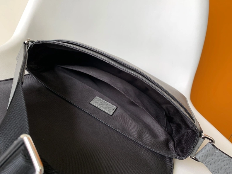 LX Satchel Bags Resilient 7348