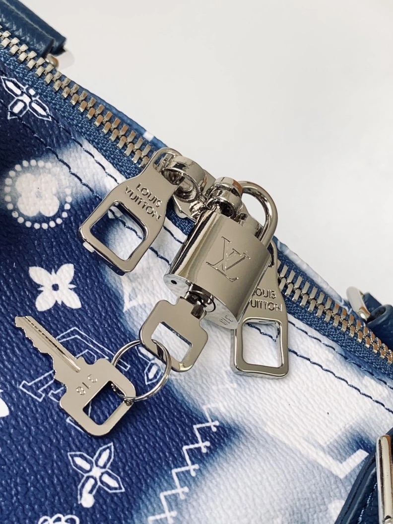 Compact LX Travel Bags 6861