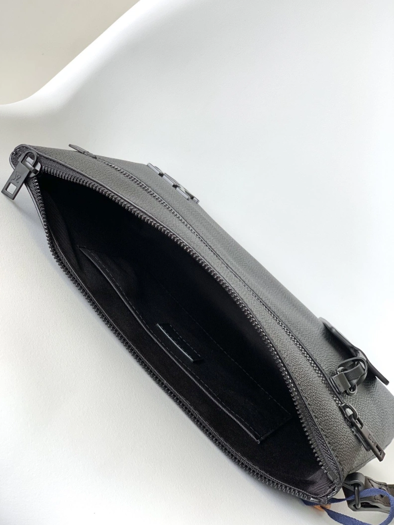 LX Clutch Bags Comfortable 7410