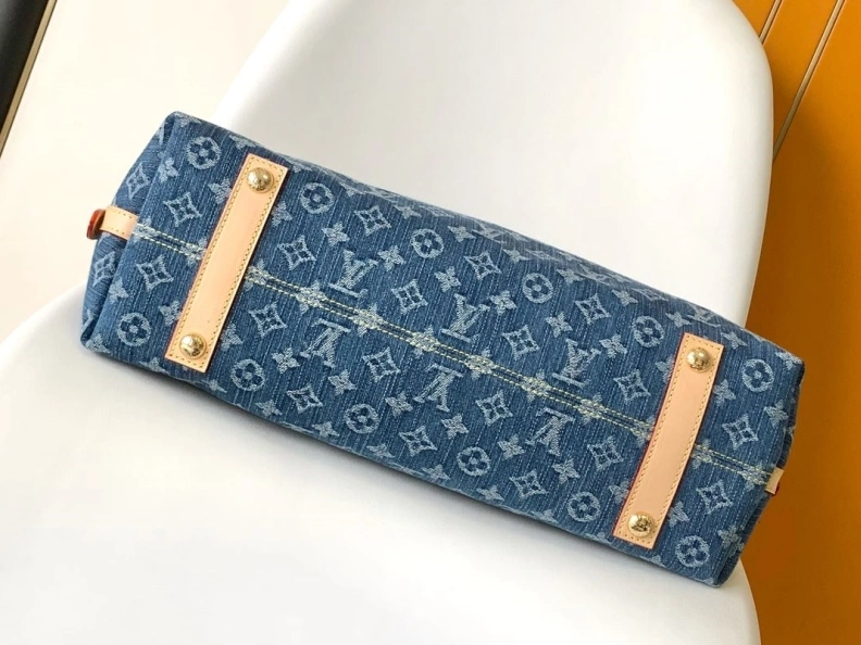 LX Top Handle Bags Bold 6954