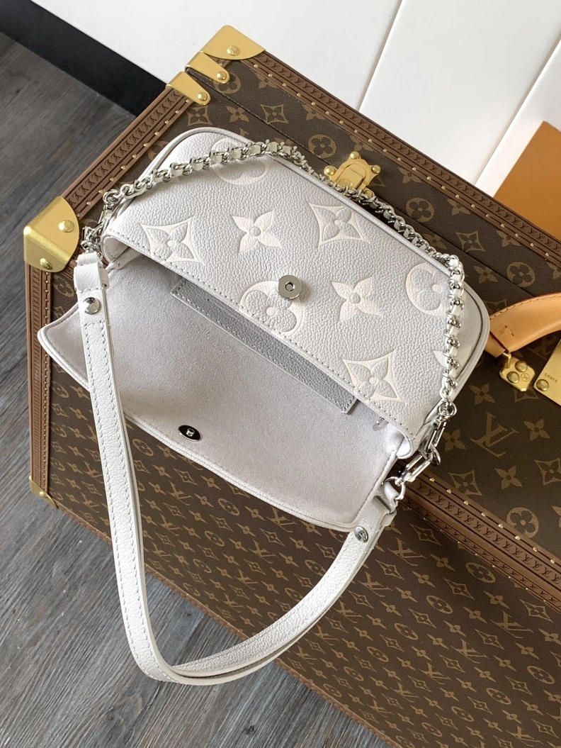 LX Satchel Bags Fashionable 7335