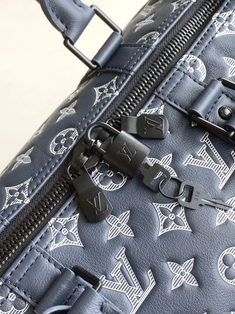 Sophisticated LX Travel Bags 6827