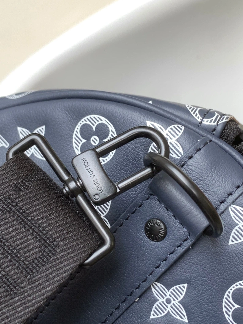 Sophisticated LX Travel Bags 6827