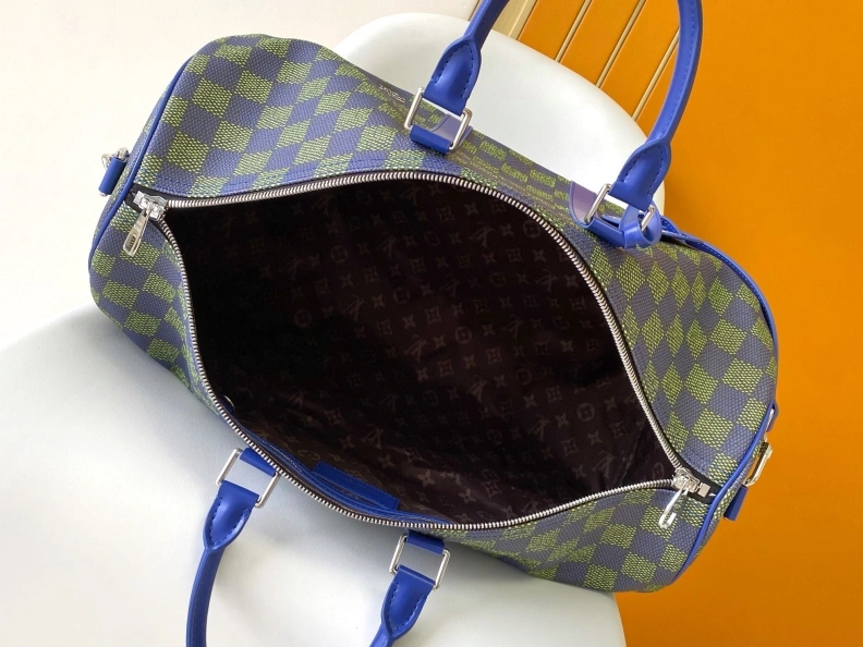 WellDesigned LX Travel Bags 6841