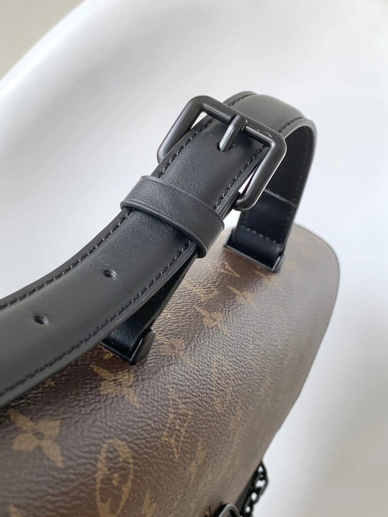 LX Top Handle Bags Sophisticated 6946