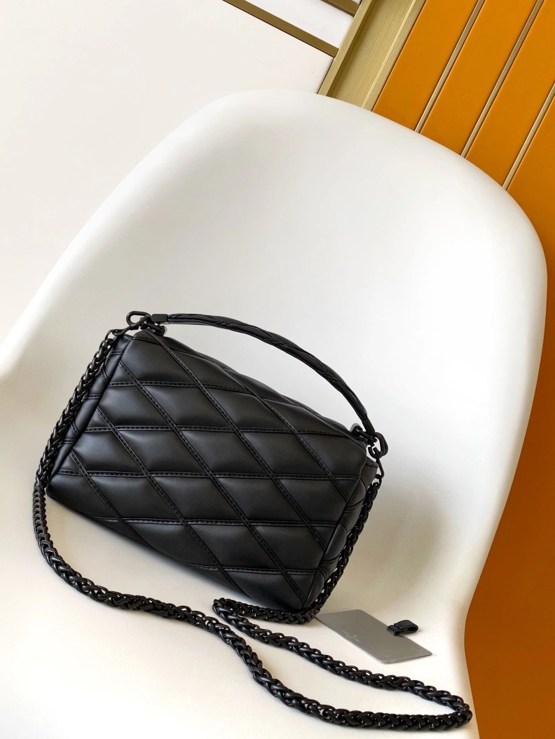 Trendsetting LX Twist Denim Bags 6805
