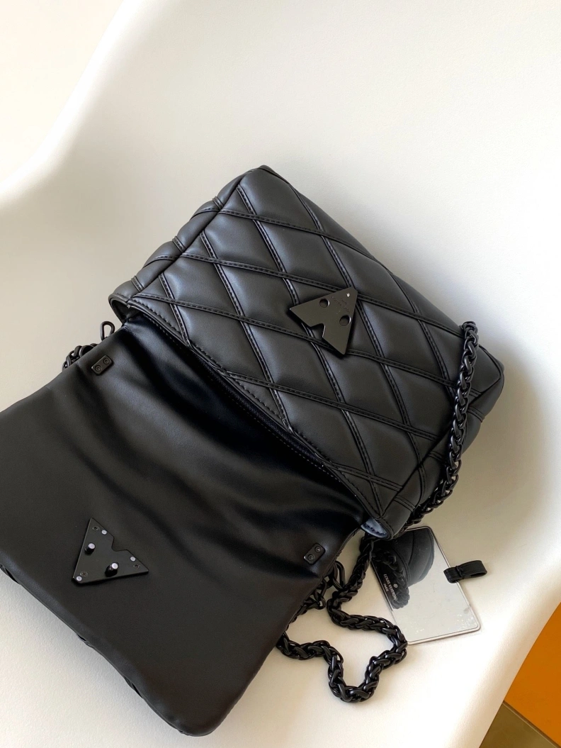 Trendsetting LX Twist Denim Bags 6805