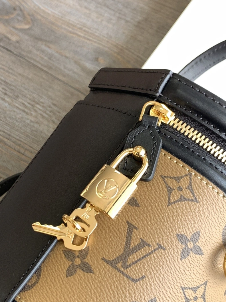 LX Round Bags Trendsetting 7383