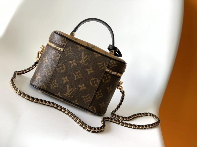LX Cosmetic Bags StreetReady 7390