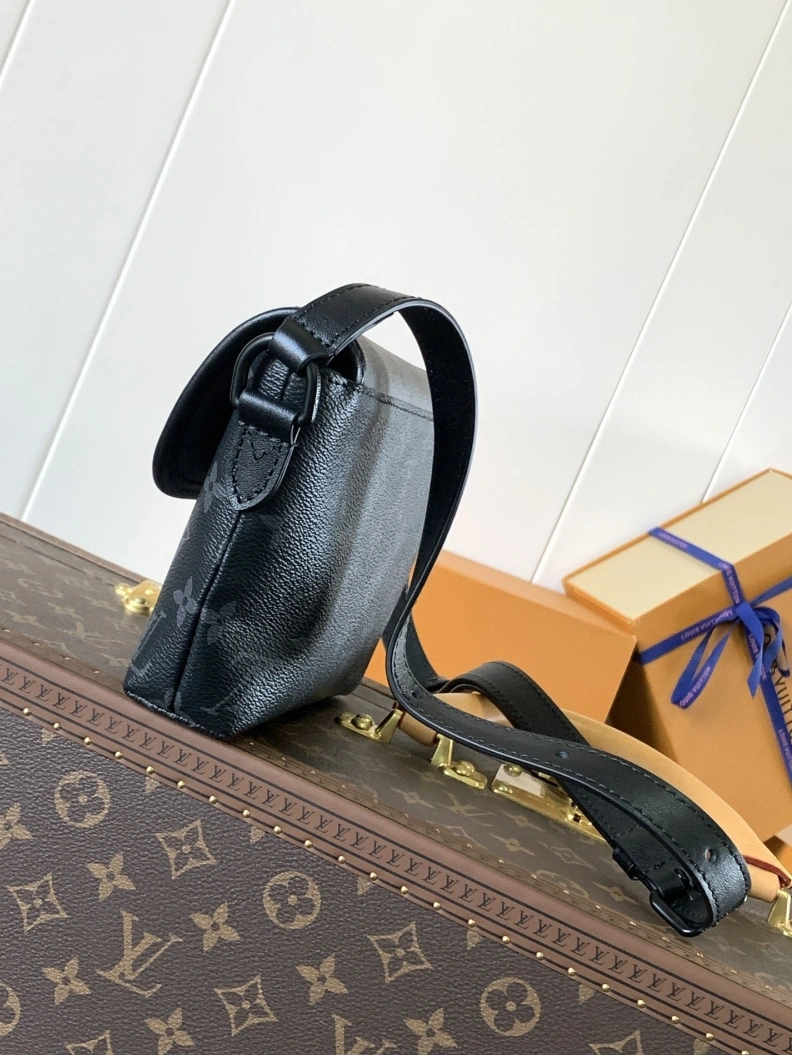 Trendsetting LX Satchel Bags 7319