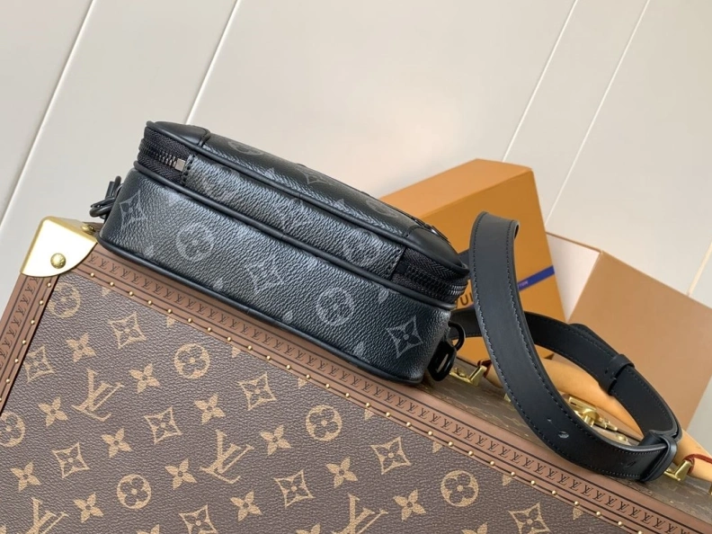 Fashionable LX Satchel Bags 7343