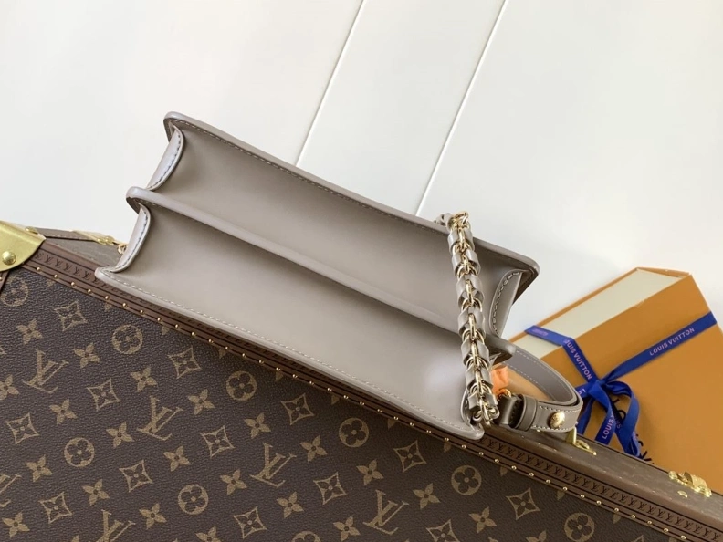 WellDesigned LX Satchel Bags 7340