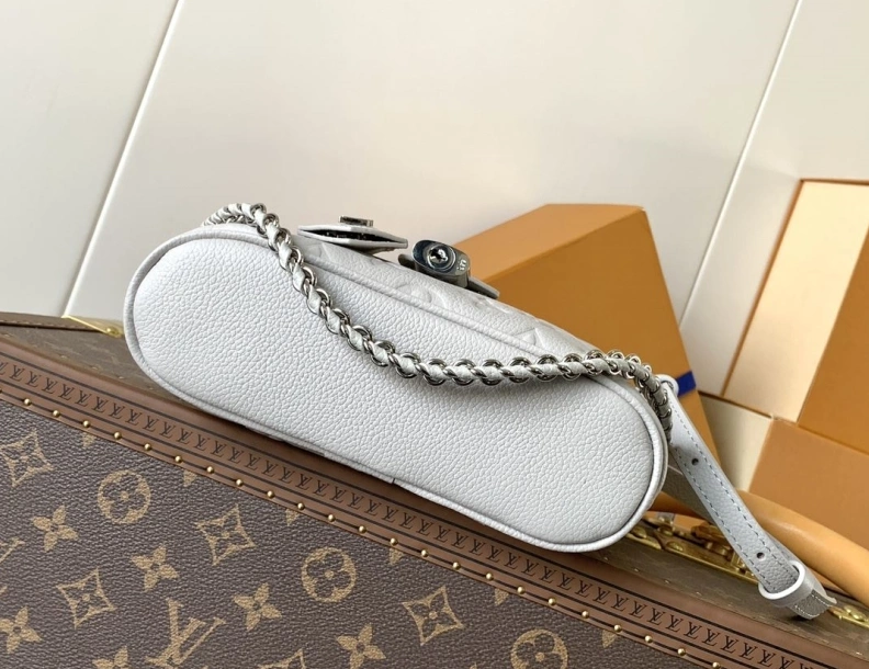 LX Cosmetic Bags Compact 7379