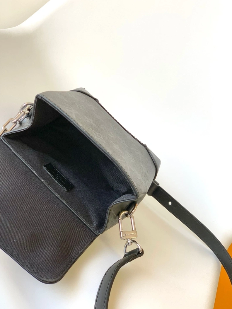 Comfortable LX Satchel Bags 7317