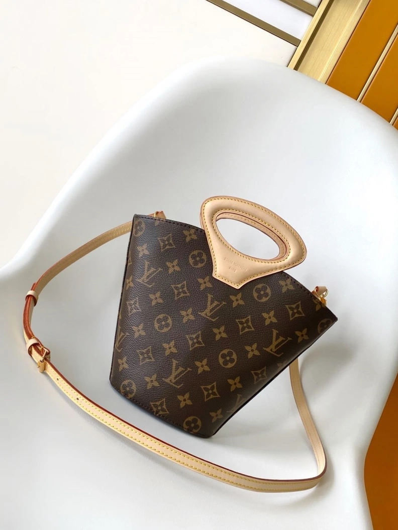 Sleek LX Bucket Bags 7486