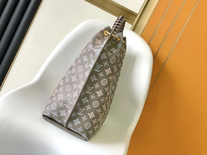 Timeless LX Top Handle Bags 6942