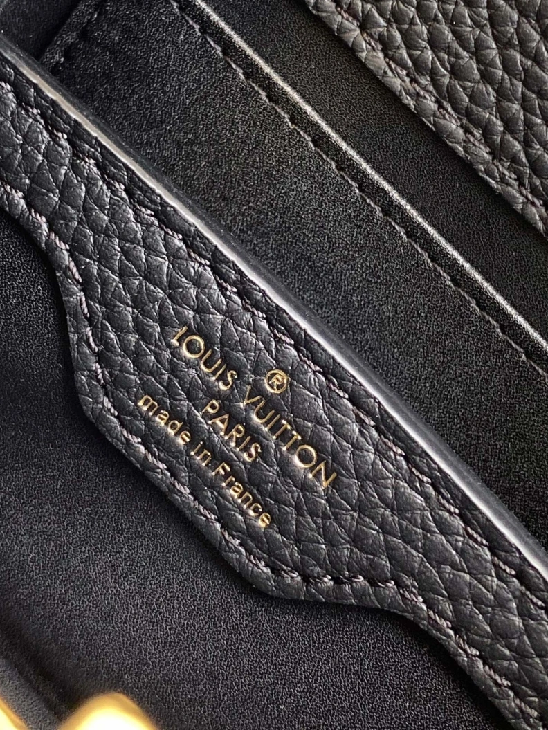 Breathable LX Caxucines Bags 7448