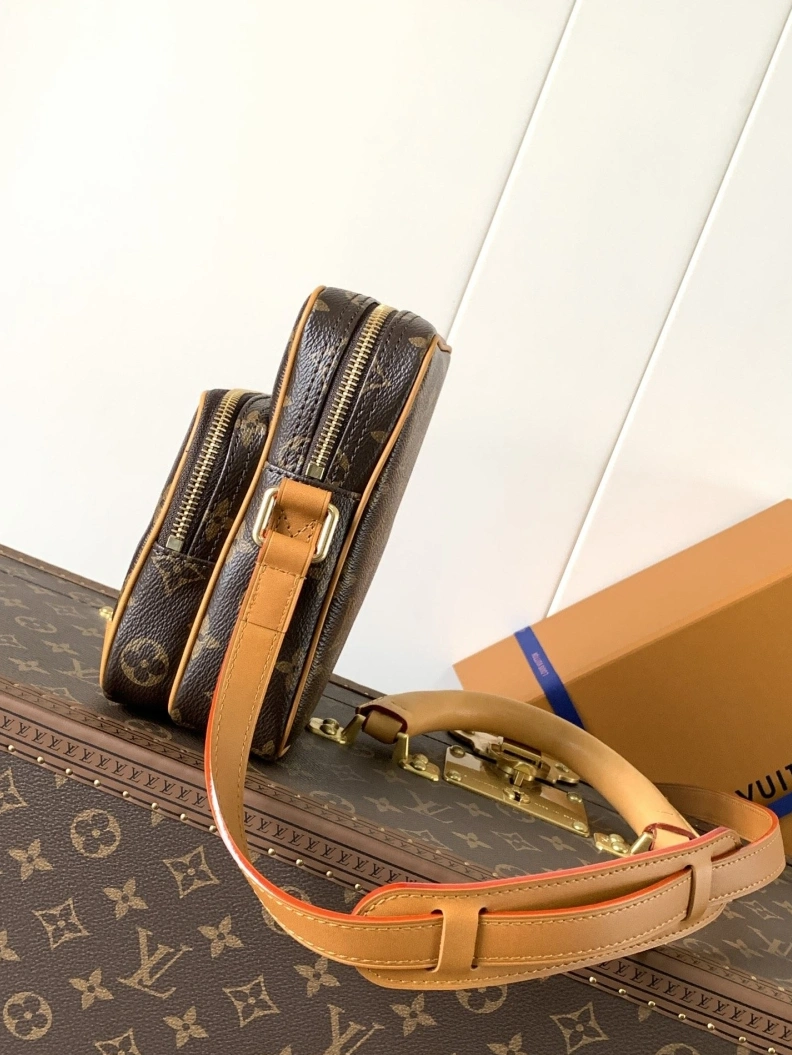 Comfortable LX Satchel Bags 7273