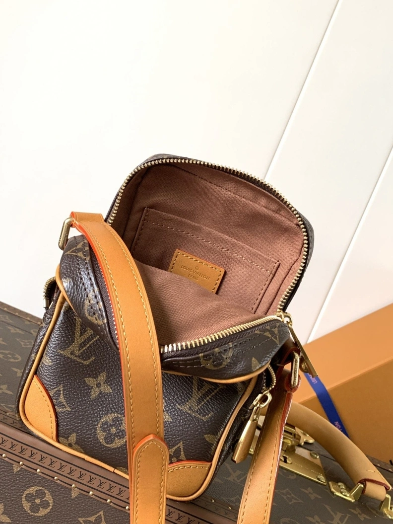 Comfortable LX Satchel Bags 7273