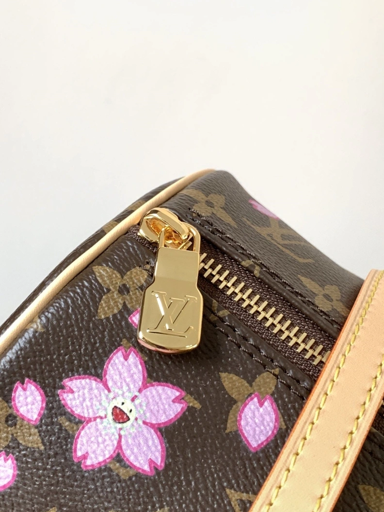 Vibrant LX Top Handle Bags 6930