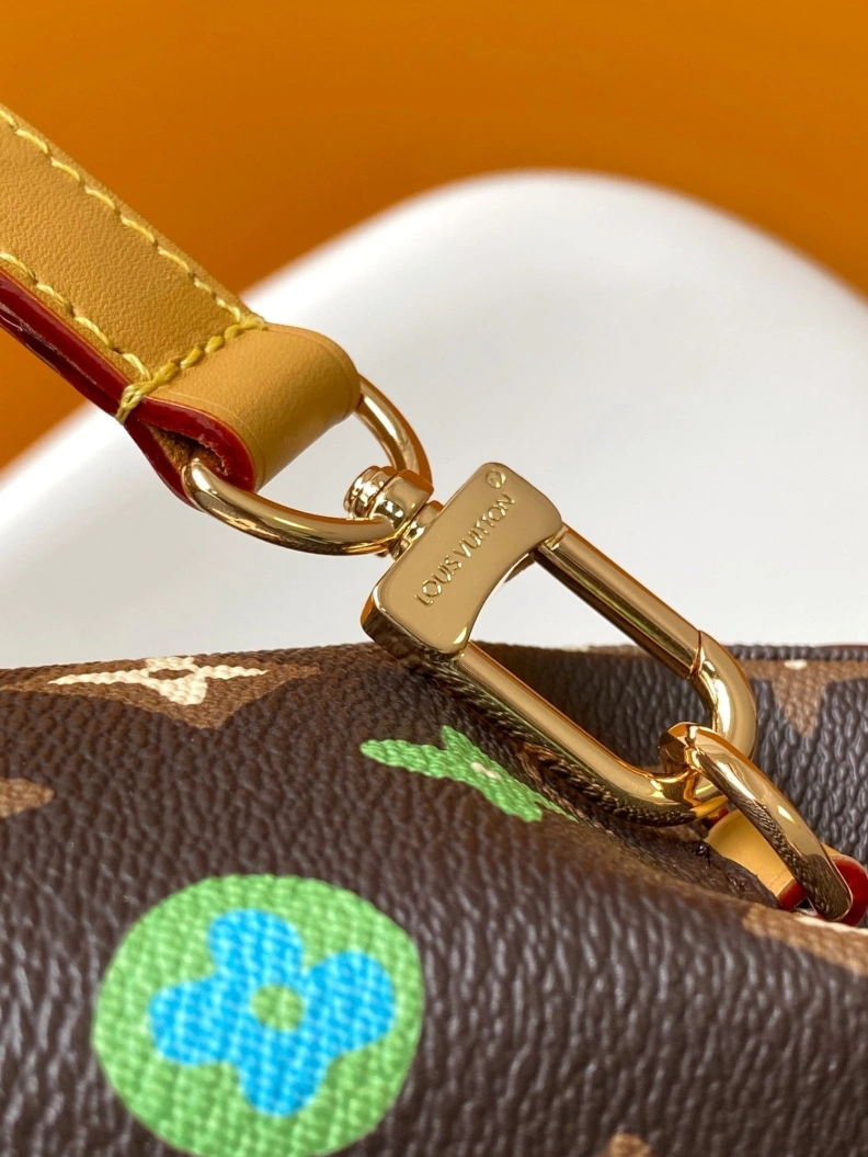 Efficient LX Satchel Bags 7272