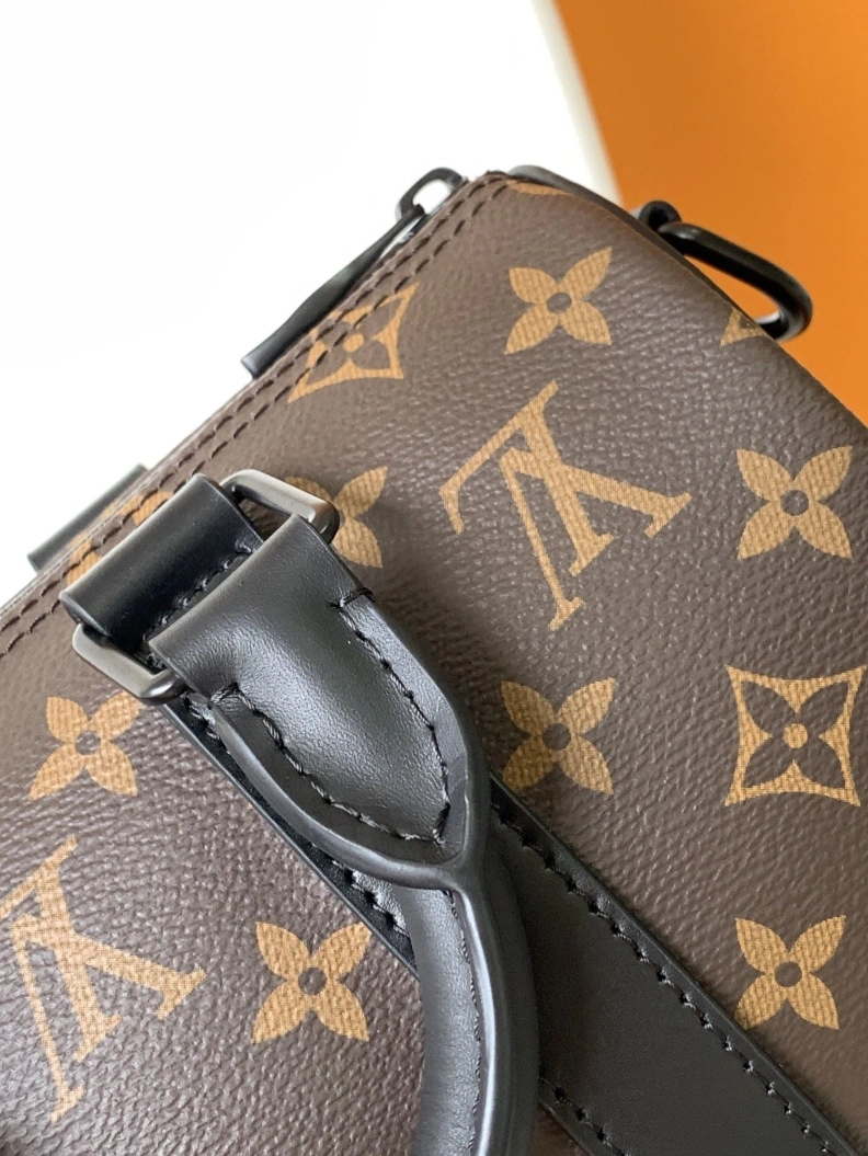 Sleek LX Speedy Bags 6989
