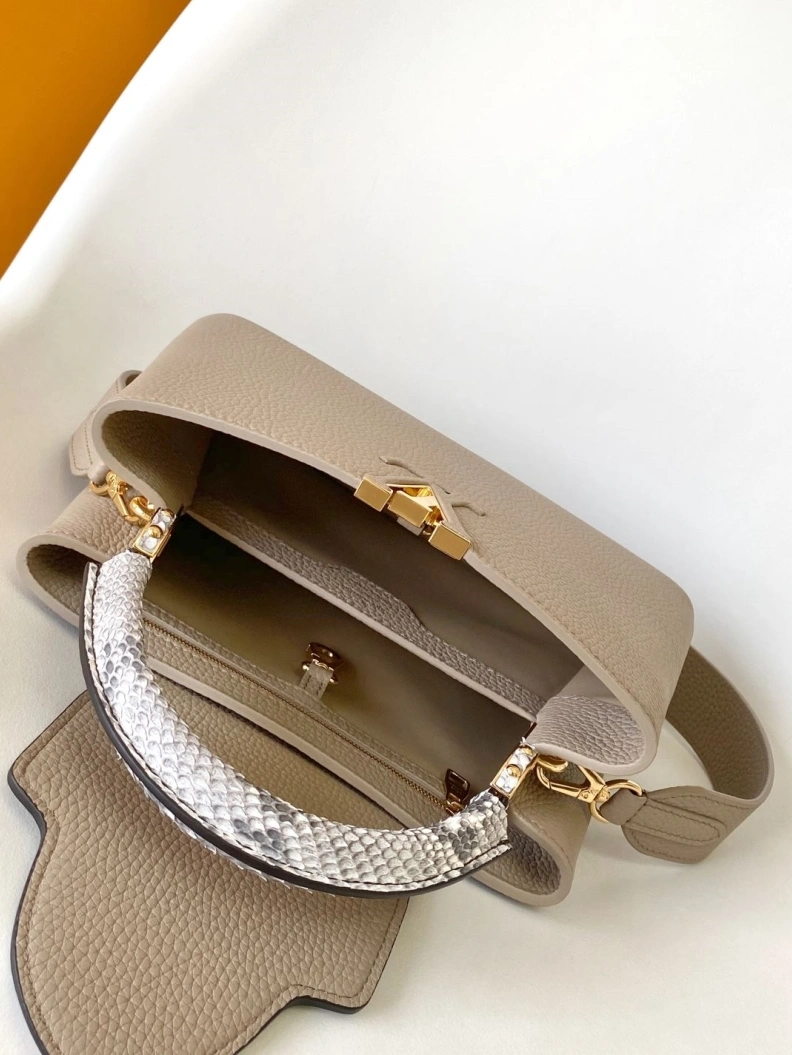 Sleek LX Caxucines Bags 7437