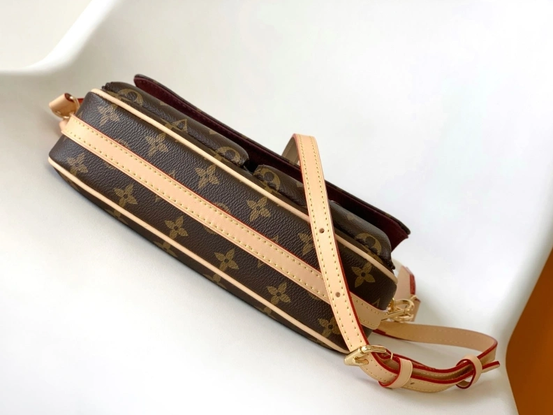 LX Satchel Bags Resilient 7285