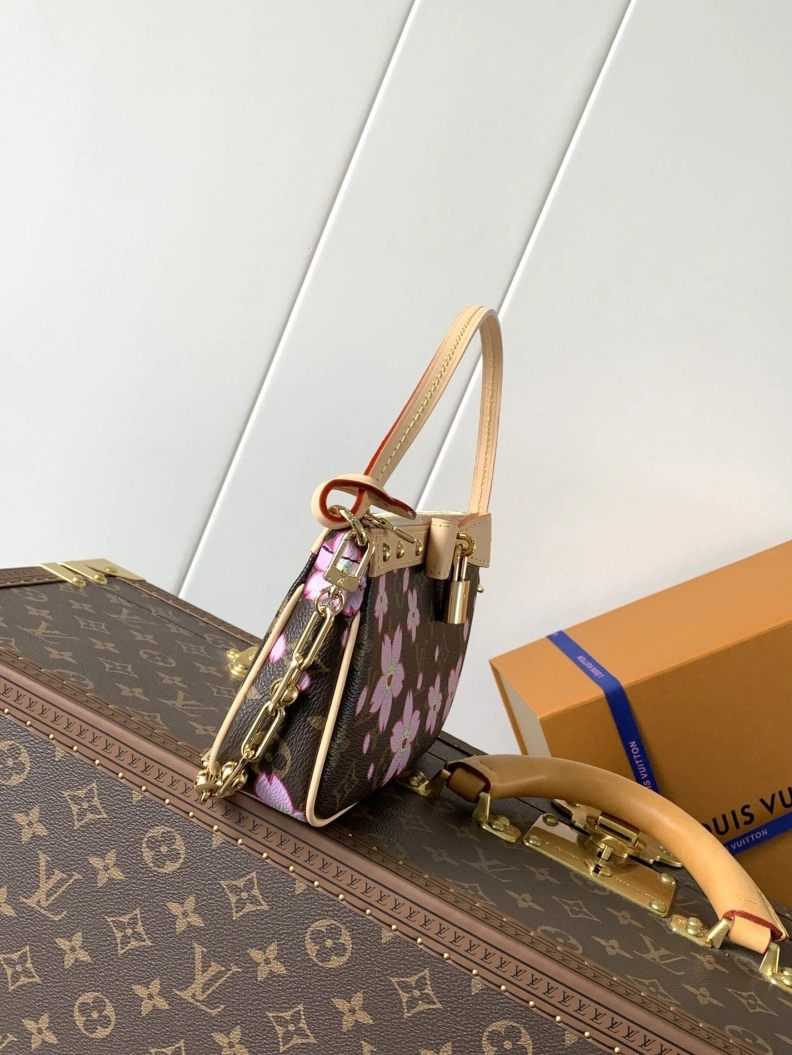 LX Top Handle Bags Compact 6935