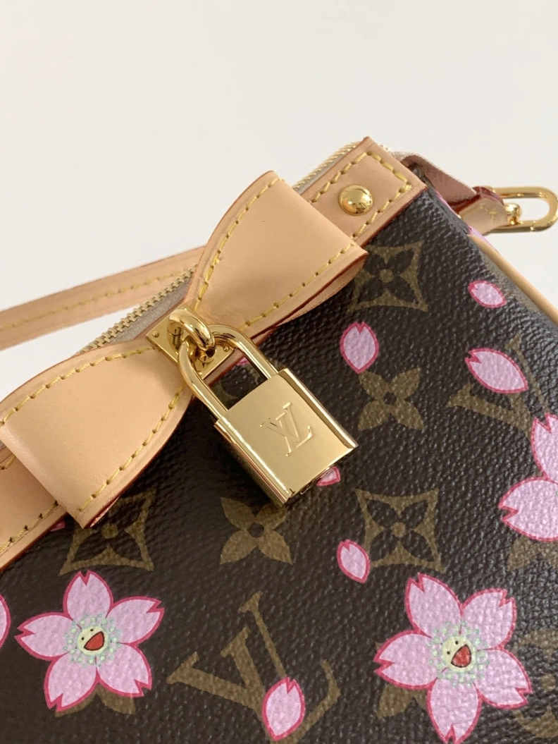 LX Top Handle Bags Compact 6935