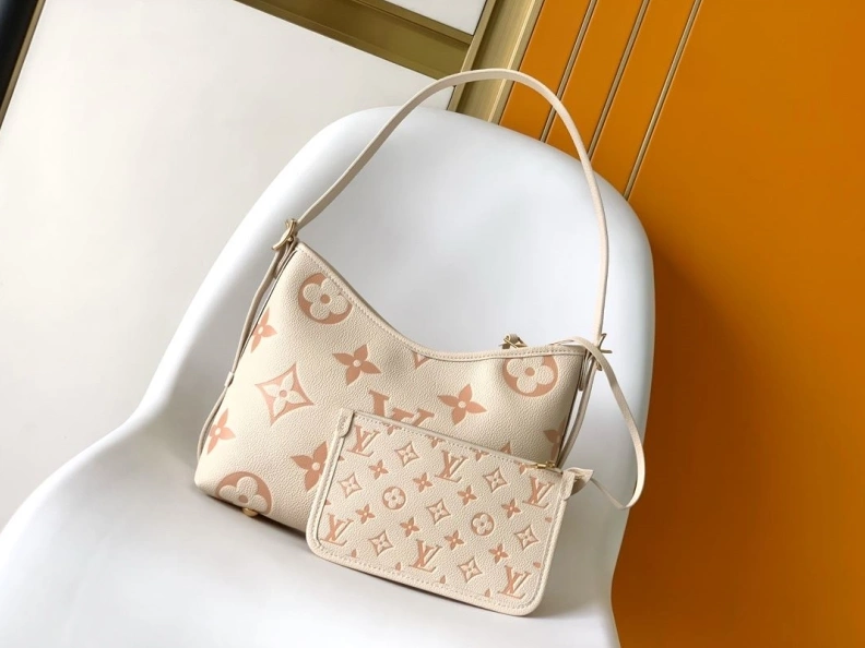UrbanStyle LX Top Handle Bags 6926