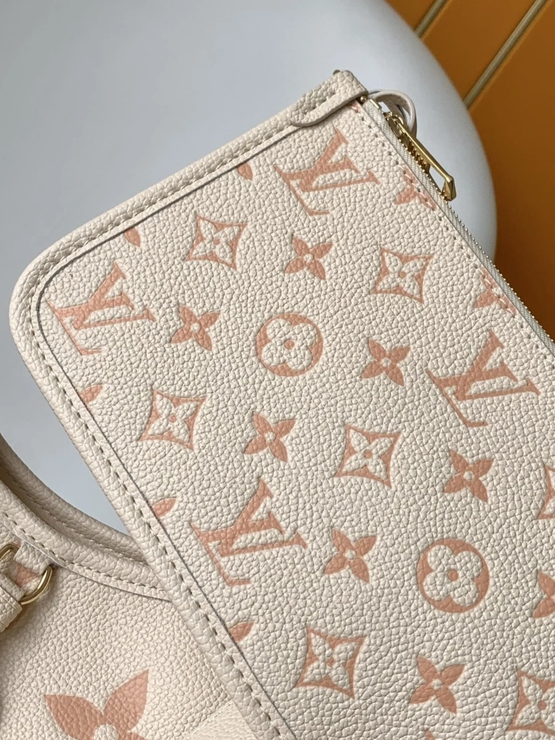 UrbanStyle LX Top Handle Bags 6926