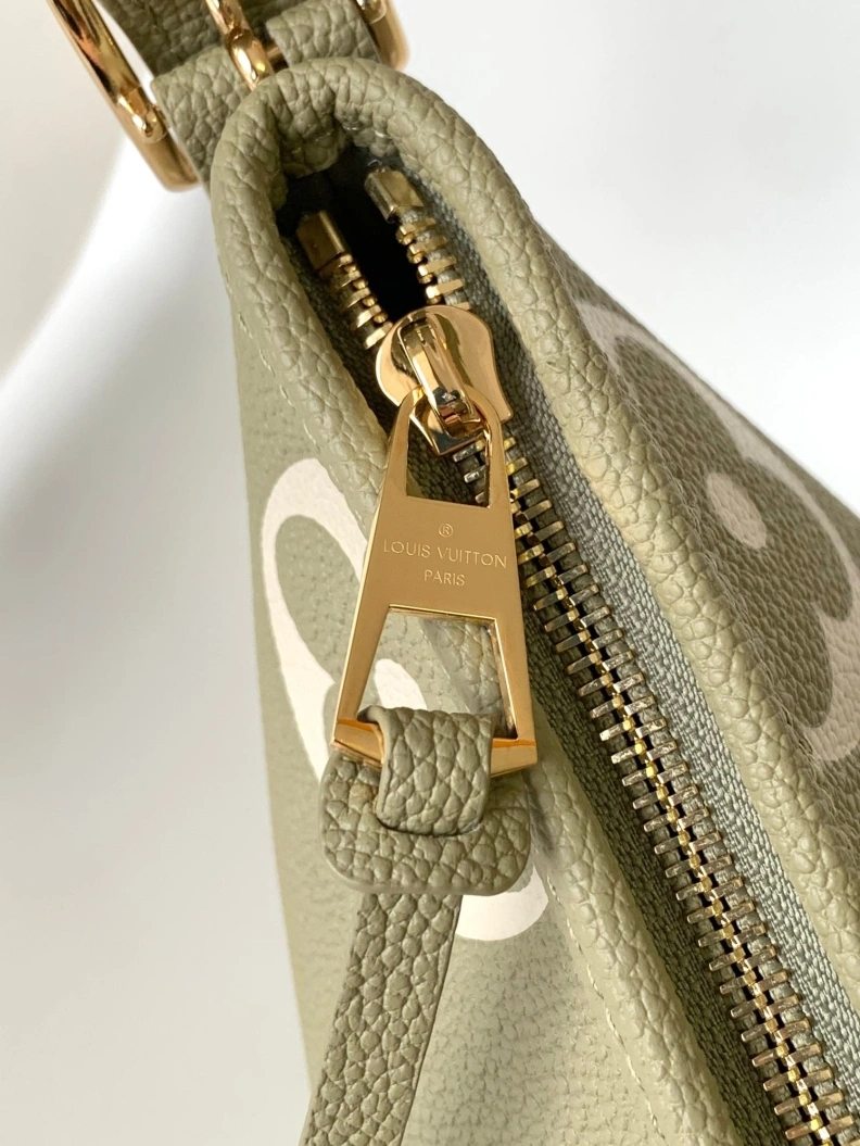 Breathable LX Top Handle Bags 6906