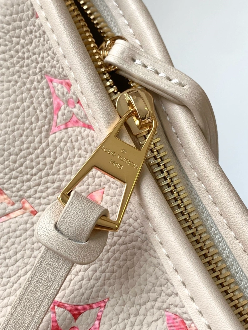 Fashionable LX Top Handle Bags 6909