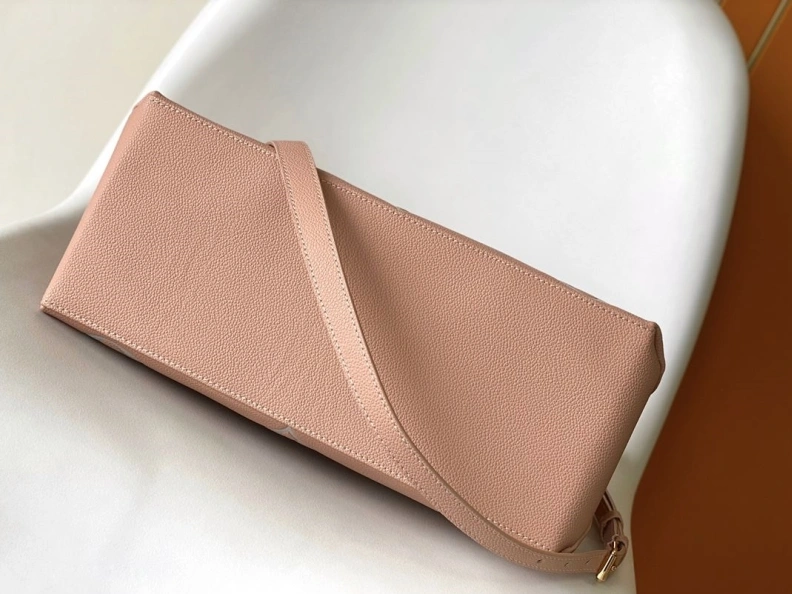 Classic LX Top Handle Bags 6912