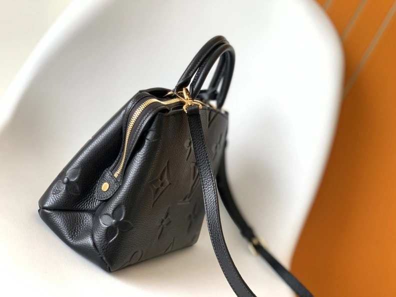 LX Top Handle Bags Classic 6917